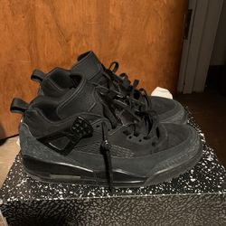 Jordan spizike low’s all black