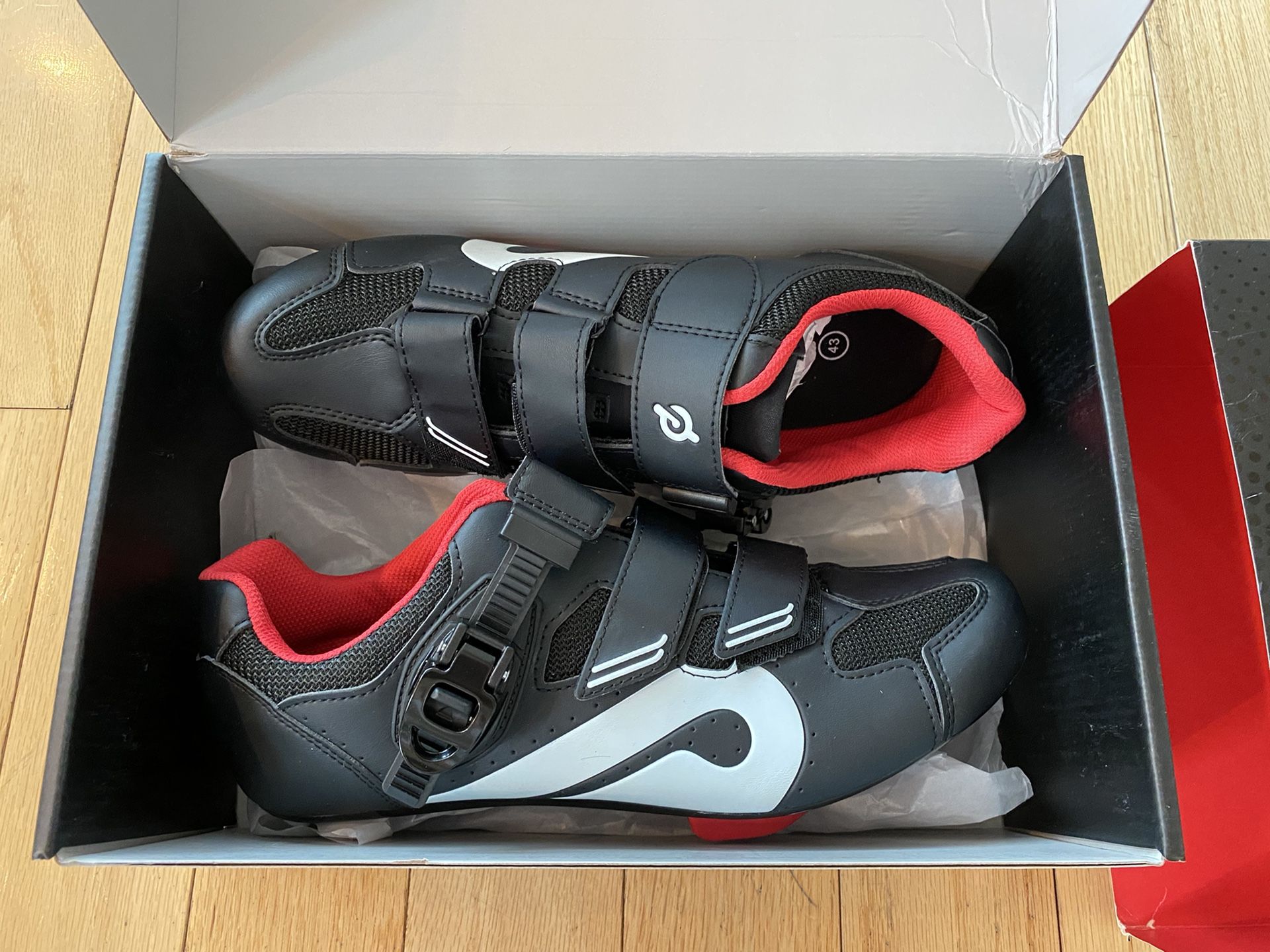 Peloton Bike Cycling Shoes Size 43 Brand New