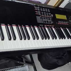 Yamaha Key Board Stand Bench 