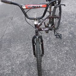 Boys 20' Ignite Ozone Freestyle BMX Bike With Helmet.