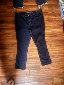 (2) Pairs Size 18 American eagle Jeans Womens