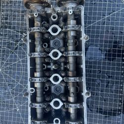 94-01 Acura Integra Non VTEC Cylinder Head Pr4 B18 OEM