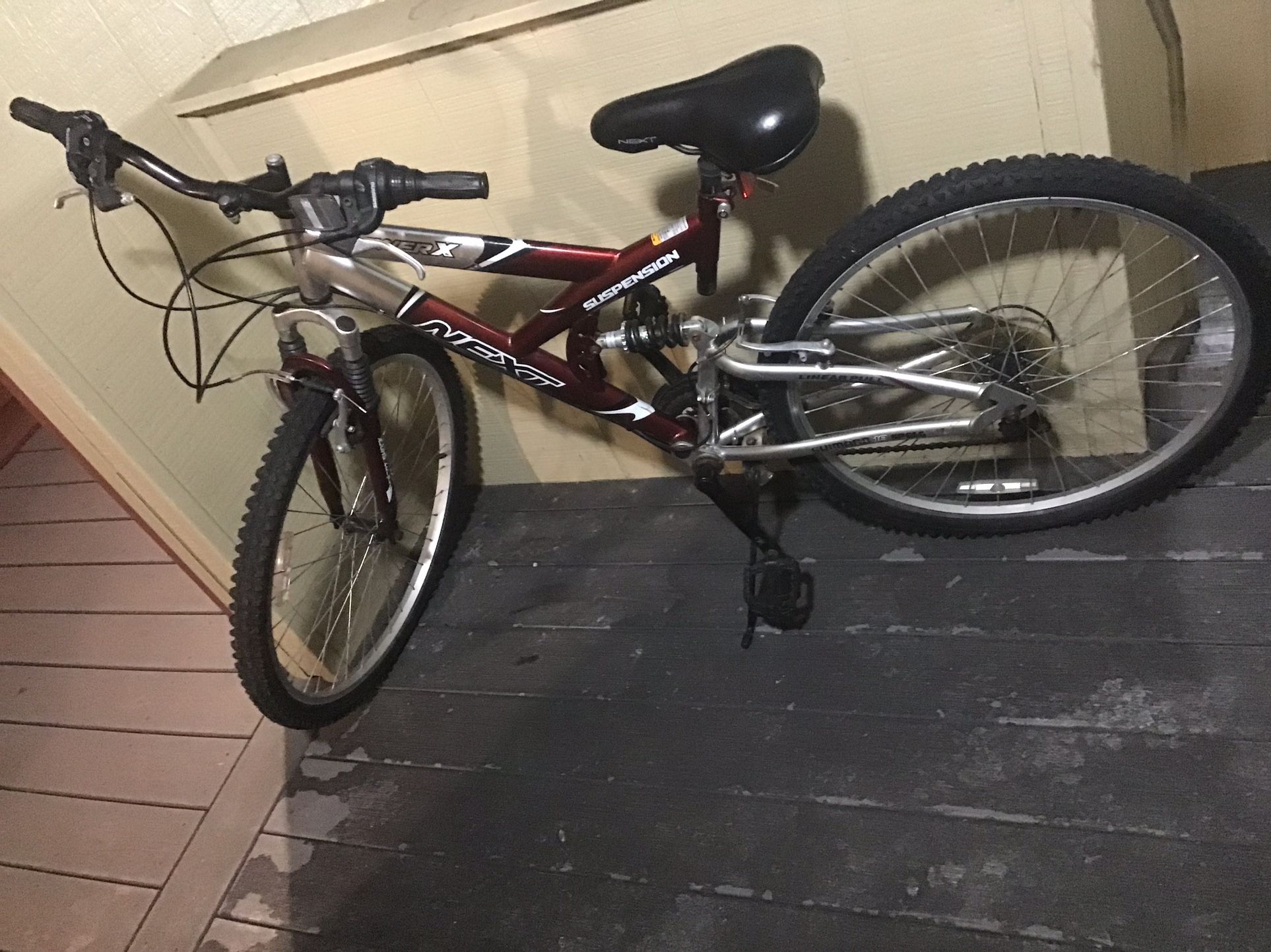 Men’s Mountain Bike