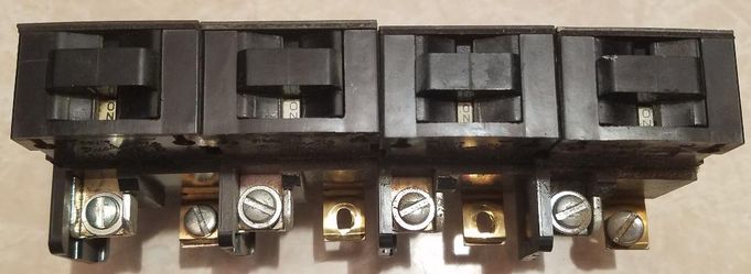 Pushmatic Single Pole 15A Breakers