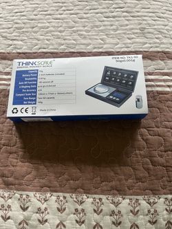 Digital pocket scale