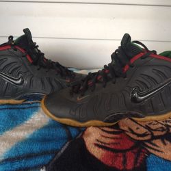 Nike 'Gucci' size 5.5 Youth #644792-004