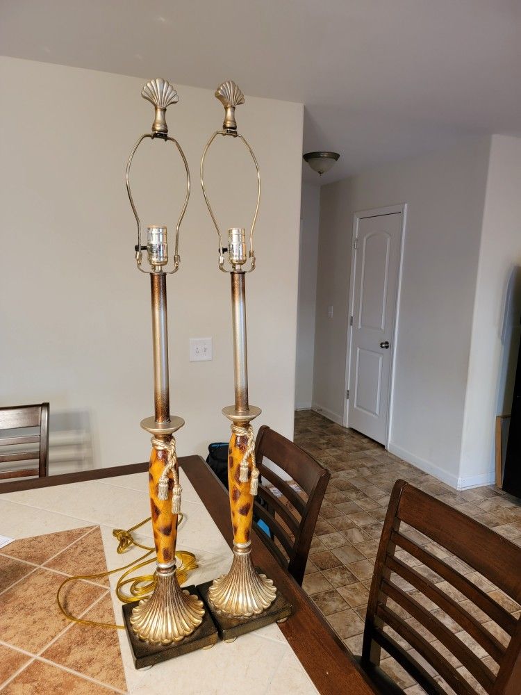 Tall End Table/ Night Stand Lamps