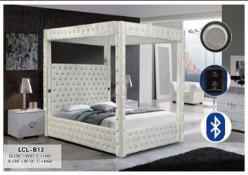 CANOPY PLATFORM BED NEW IN BOX
