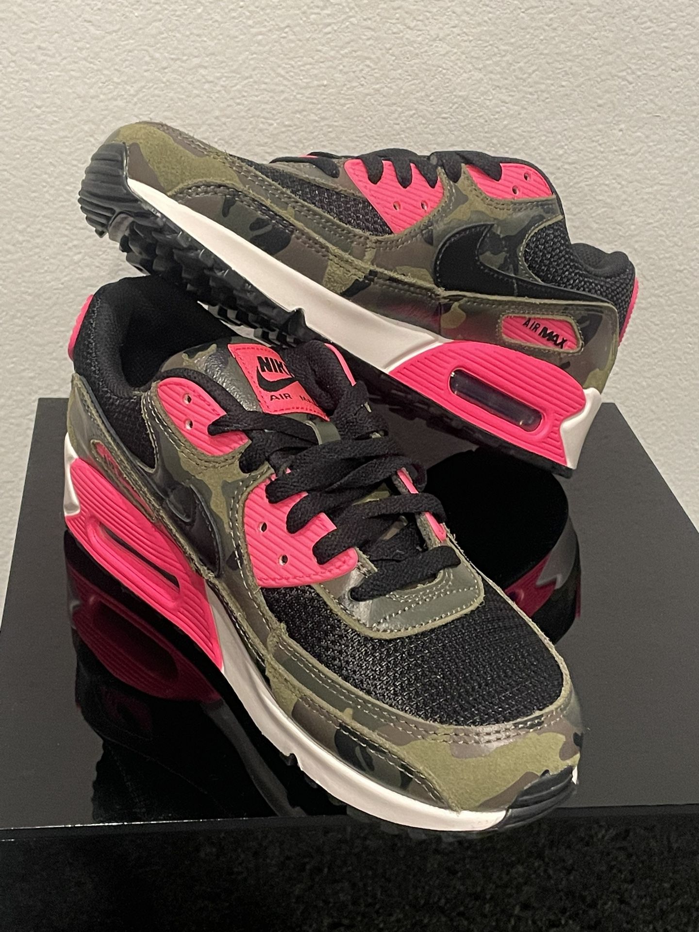 New Nike Air Max 90 Premium, Men's Trainers Size 8