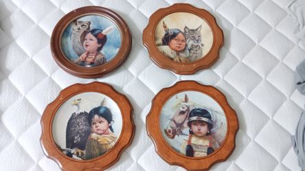 Set Of 4 Native American Girl Decorative Plates