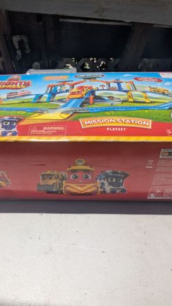 Train.     Toy.