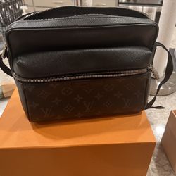 Louis Vuitton messenger bag