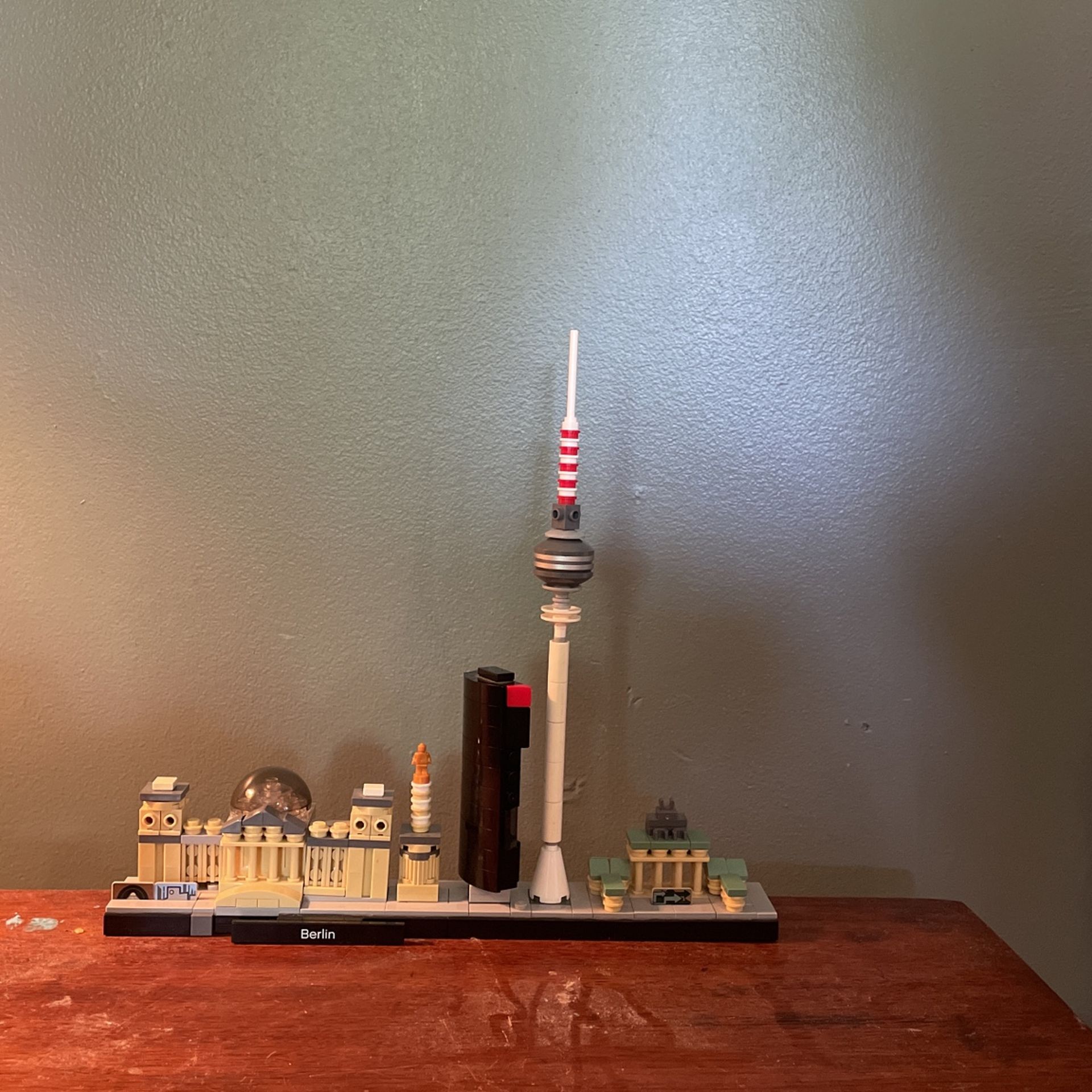 LEGO Architecture Berlin 21027