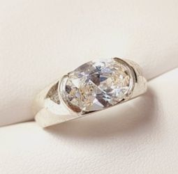 Silver CZ Ring Size 8