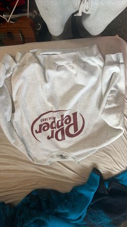 Dr Pepper Graphic Crewneck Sweatshirt