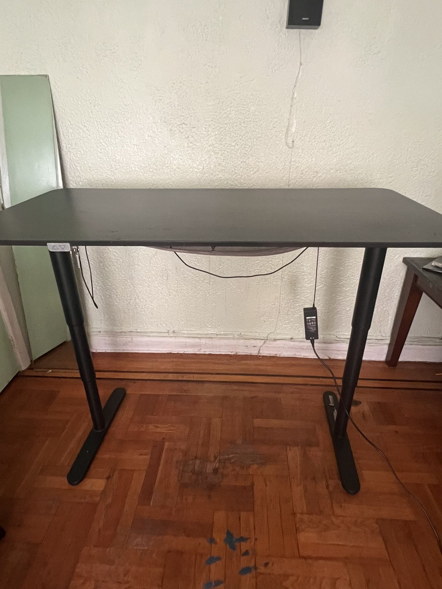 Electric Gaming Table
