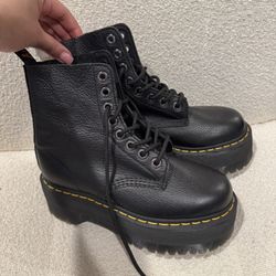 Platform Doc Martens