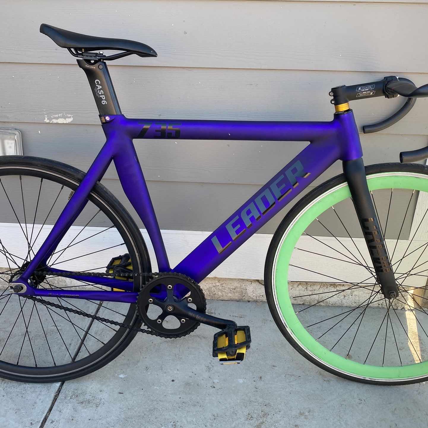 Leader 735 Fixed Gear Bicycle for Sale in Oxnard, CA - OfferUp