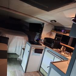 1989 Formula Thunderbird 35pc 