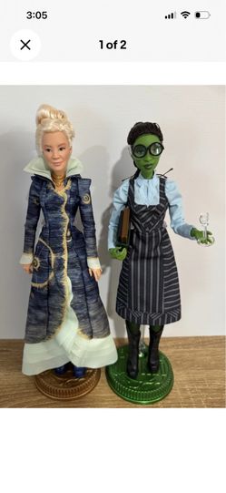 Wicked mattel two pack doll exclusive  Madame morrible and Elphaba
