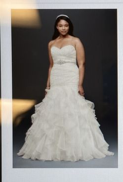 Beautiful Wedding Gown (New)