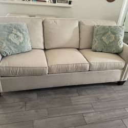 Sofa Bed / Pullout Couch