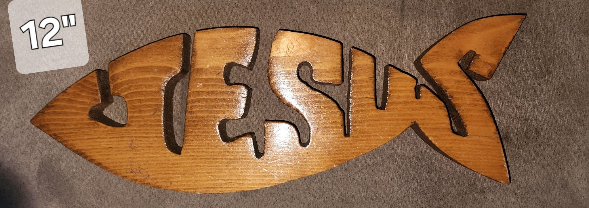 12" Jesus Wall Sign