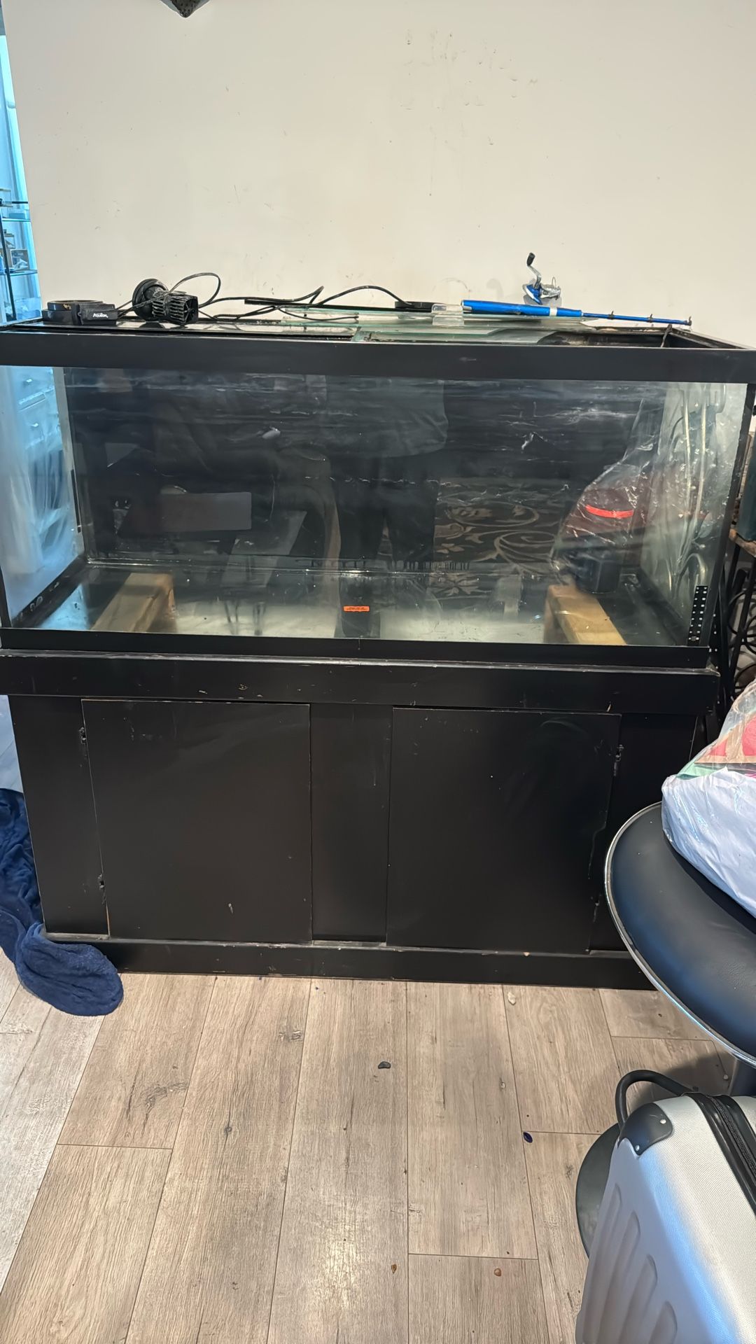 Very Nice Fish Tank Size 4ft By 20 Height And Table 50