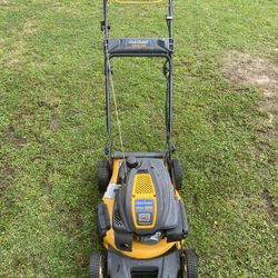 Lawnmower Cub Cadet Self Propelled Good Condition 