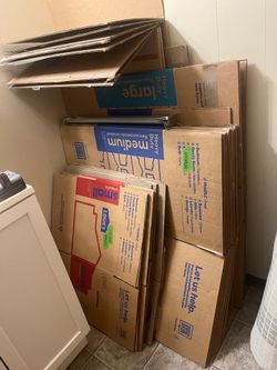 Moving boxes - great condition