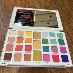 Revolution Make Up Pallets