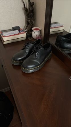 Dr. Martens Size 11