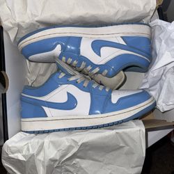 Nike Air Jordan 1 Low SE Royal Blue Size 9 Clean Lightly Worn w/ Box