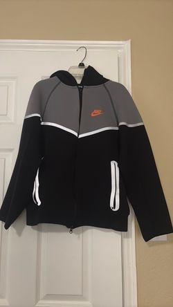 Nike Sweater