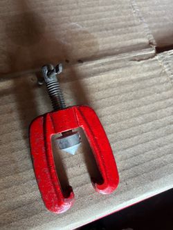 Red Cast Iron Screw Clamp Tool