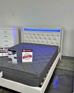 New queen bed