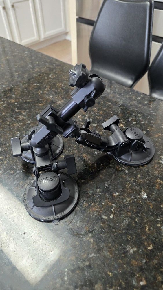 Delkin Triple Suction Cup Mount