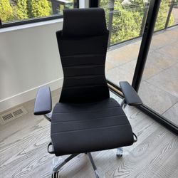 Herman Miller x Logitech g Embody 