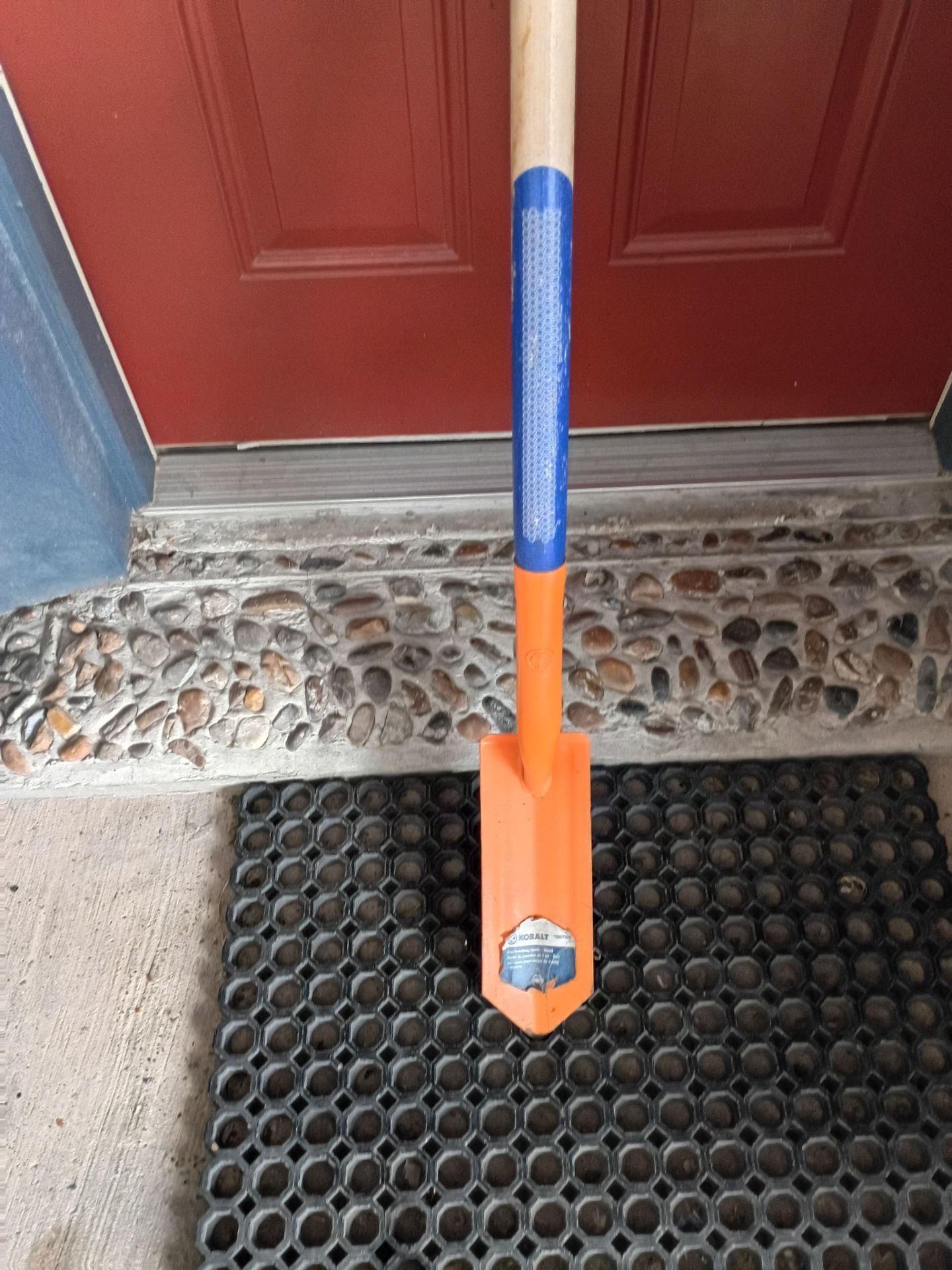 Shovel kobalt like new good condition was $45 reduced to $35