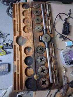 Will & Russell Tap & Die Set USA patent 1884
