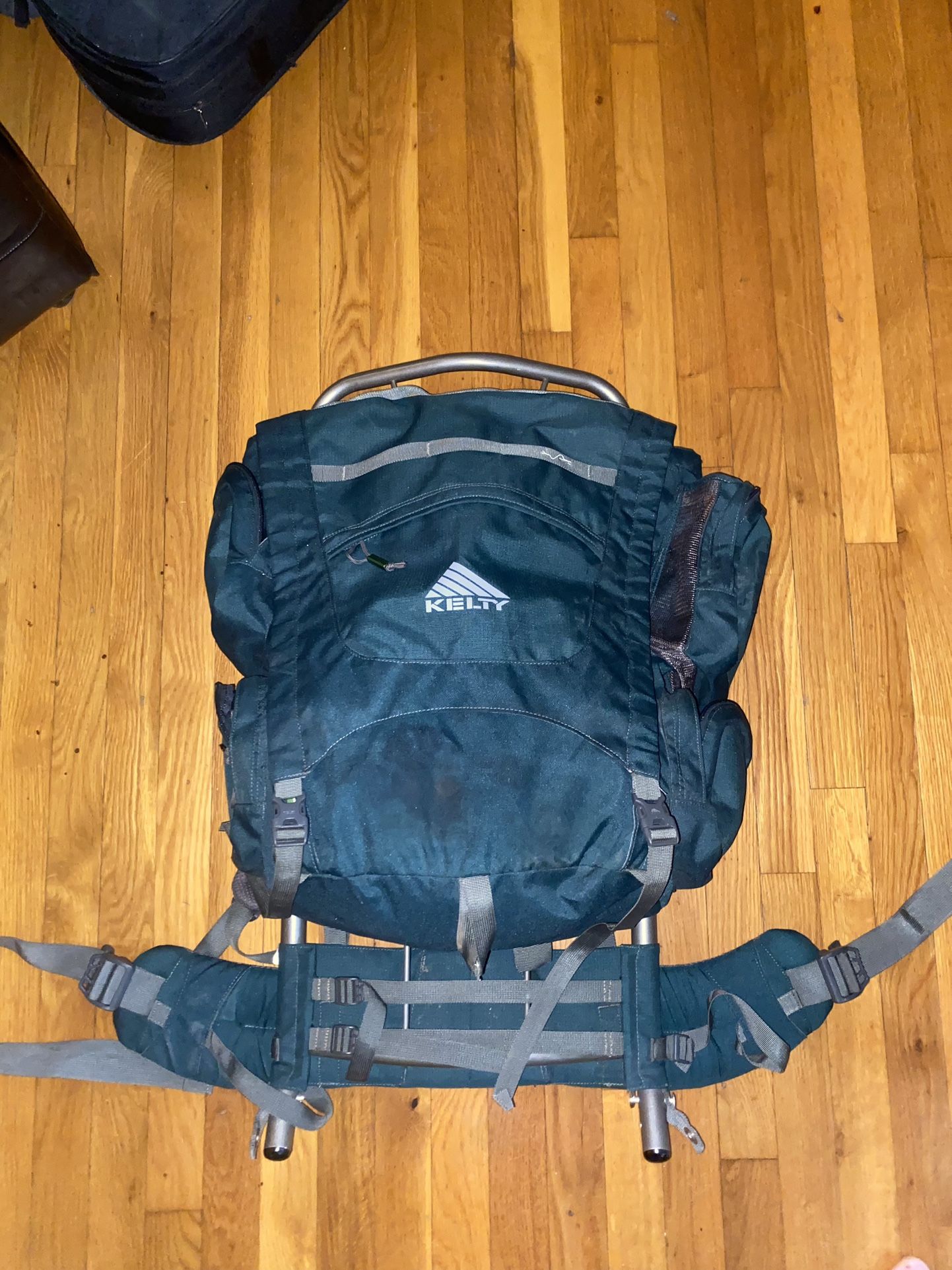 Kelly Yukon 48 Camping Backpack Rucksack
