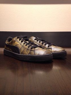 Amazing size 9.5 Mens Puma Basket shoes
