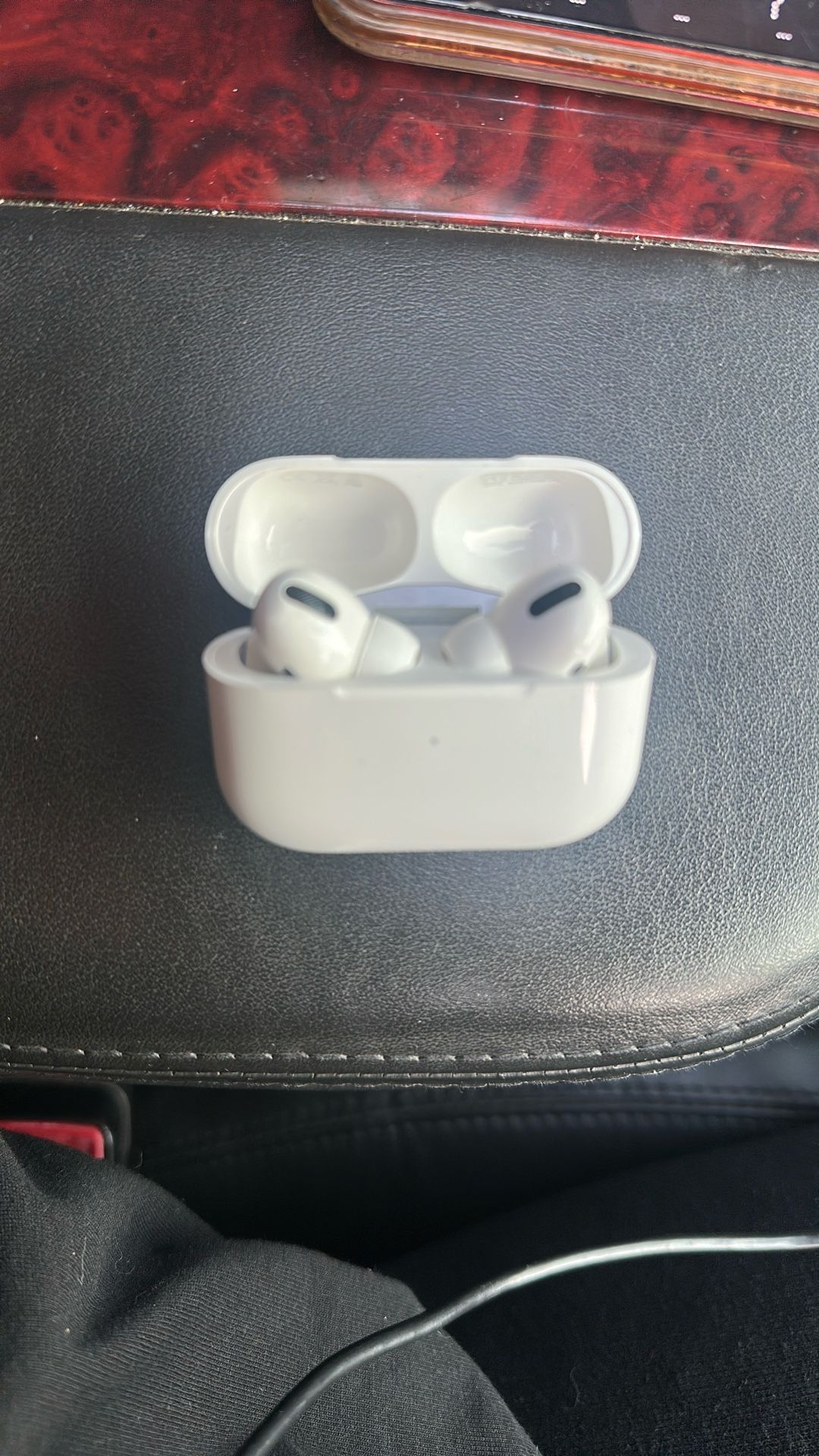 AirPods Gen 2
