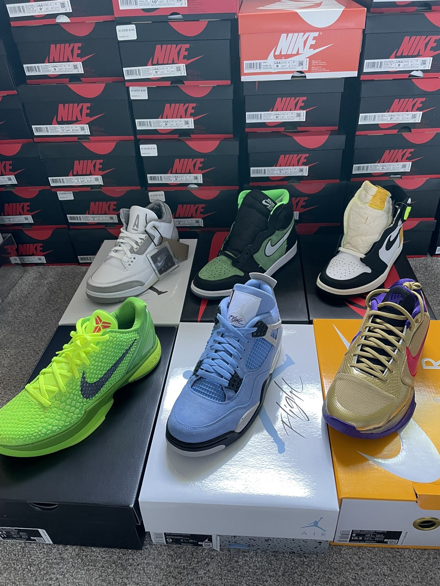 Jordan 1 Mocha Shadow 3 Amm 4 Unc Kobe 5 HOF 6 Grinch New Supreme Rnnr