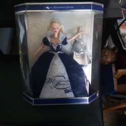 MILLENIAL  BARBIE IN BOX.