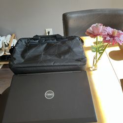 Dell Laptop 2020 Precision 7540 w/ Bag