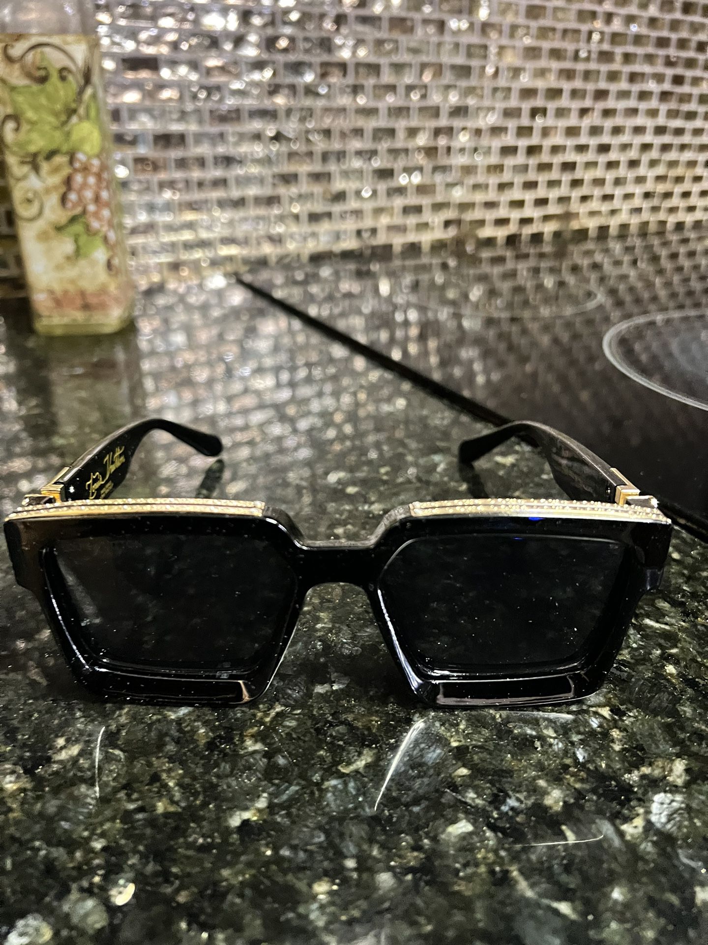 Louis Vuitton Rainbow Square Sunglasses for Sale in Johnstown, CO - OfferUp