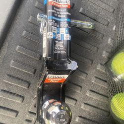 Trailer Hitch With 2” Ball