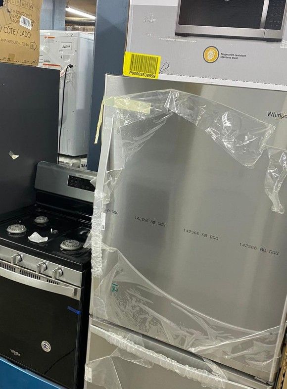 Whirlpool 3 Piece Kitchen Set- New LUP