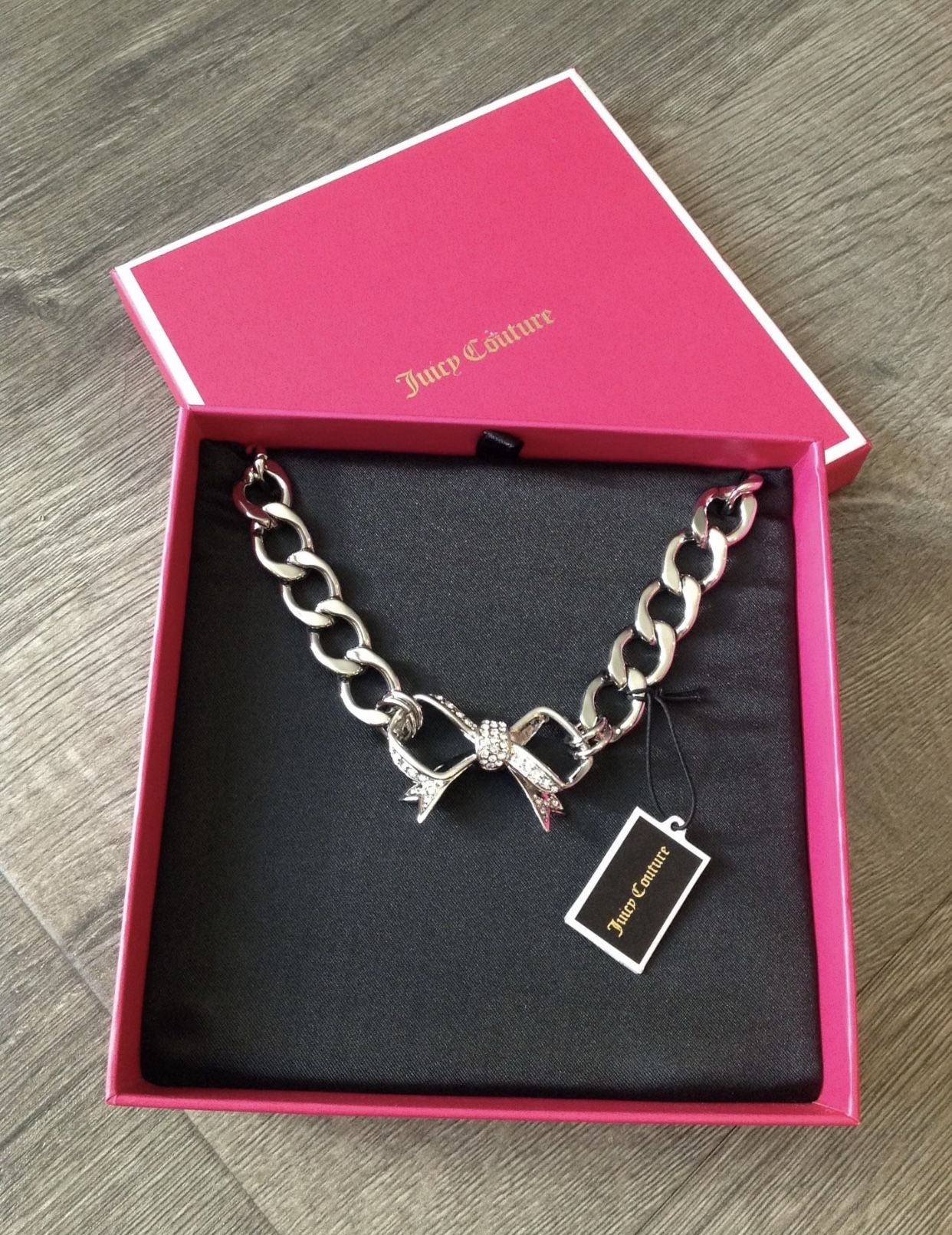 Juicy Couture "RETIRED" Chunky Silver Chain With Jewel Encrusted Bow Necklace